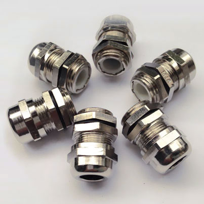 葛蘭頭32公制水箱接頭,金屬外絲箱接頭